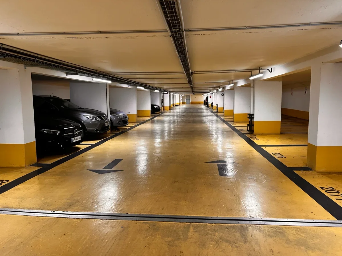 Parking Courbevoie